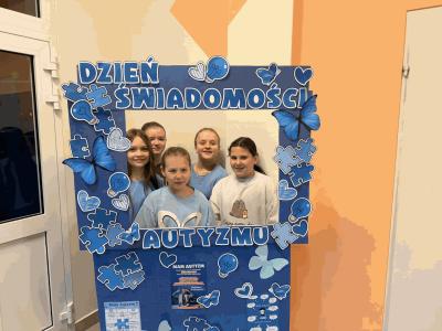 att.bUhS2oGQ4p2-cCK6zQSAVqfCFxJ1DnDj-V3iHdkjJ_M (Copy).gif