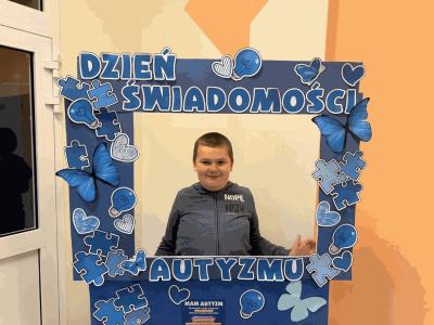 att.mancSrtFn5qGB0yWMchIfJty6p9gQN9MBcXRmwm5nho (Copy).gif