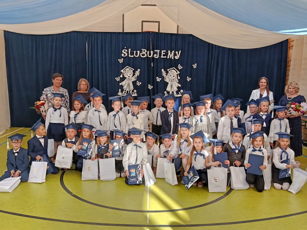 322.10.2026 - Ślubowanie klas 1